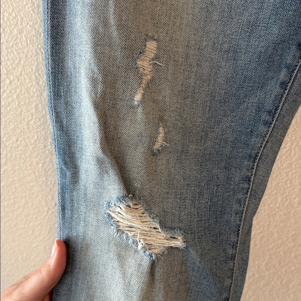 MOTHER “The Rascal” Light Blue Cropped Jeans - Picture 3 of 9